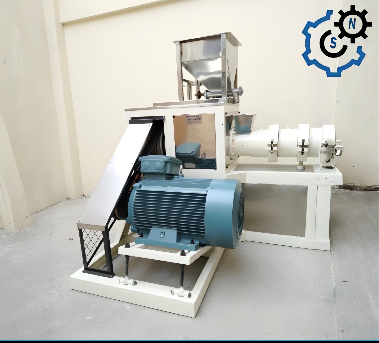 Fish Feed Machine image
